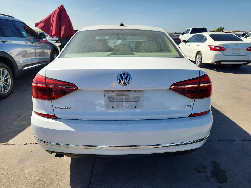 Auction sale of the 2019 Volkswagen Passat, vin: 1VWLA7A32KC009809, lot number: 68690276