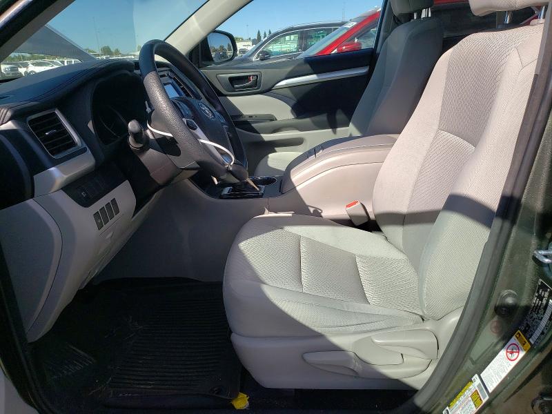 67753686 :رقم المزاد ، 5TDZZRFH1JS258900 vin ، 2018 Toyota Highlander مزاد بيع