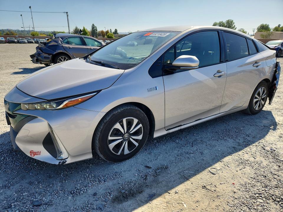 Aukcja sprzedaży 2017 Toyota Prius Prime, vin: JTDKARFP8H3056308, numer aukcji: 69210426