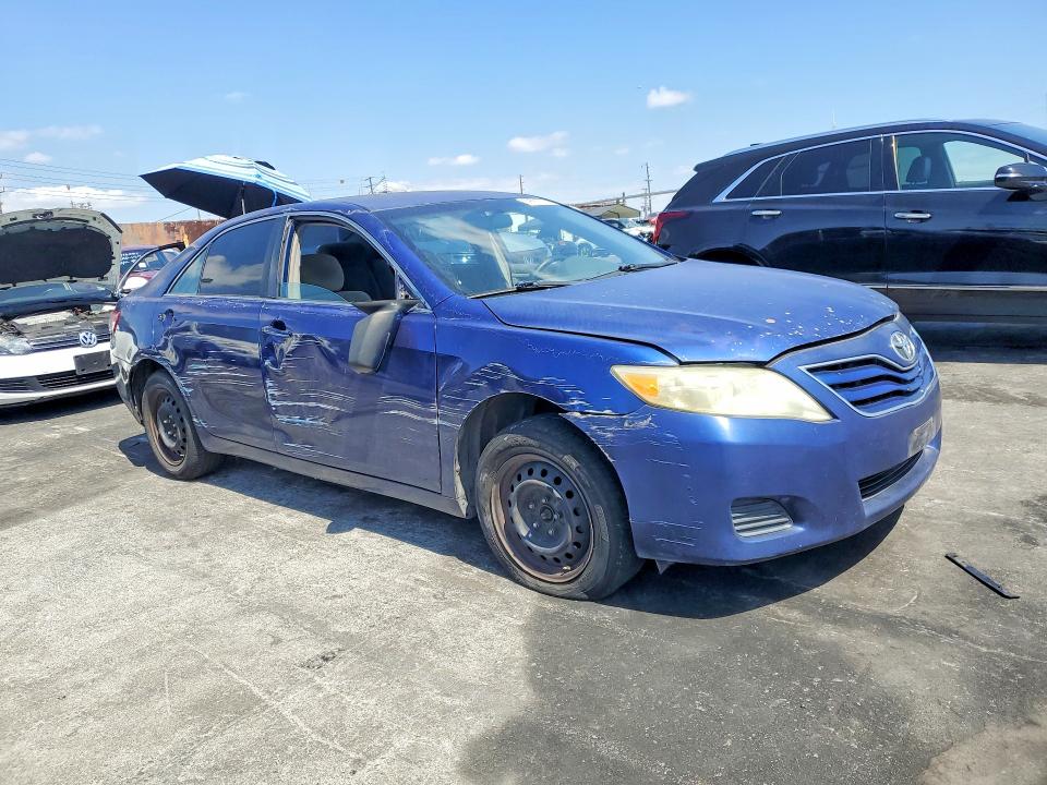 2010 Toyota Camry მანქანა იყიდება აუქციონზე, vin: 4T1BF3EK0AU521003, აუქციონის ნომერი: 69555726