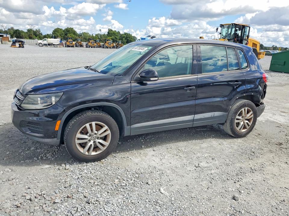 68758046 :رقم المزاد ، WVGAV3AX0EW548003 vin ، 2014 Volkswagen Tiguan مزاد بيع