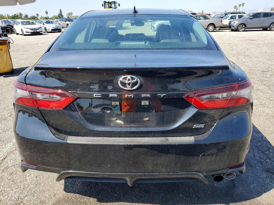 Продаж на аукціоні авто 2023 Toyota Camry, vin: 4T1G11AKXPU794733, номер лоту: 69774026