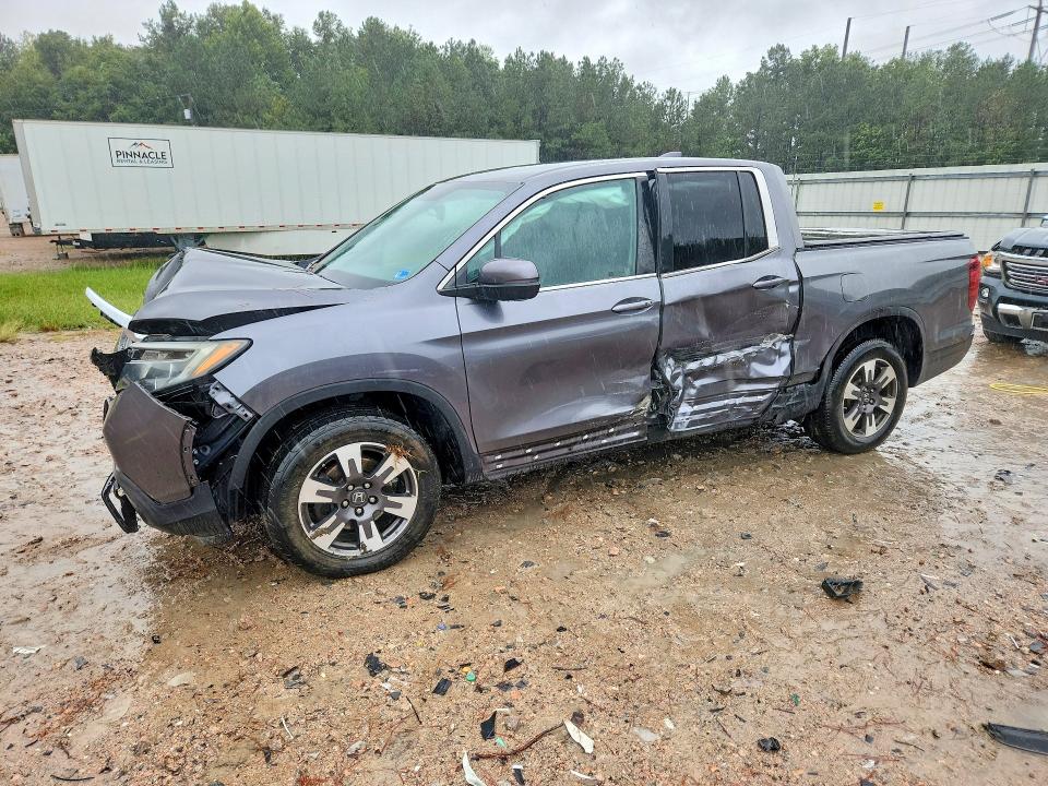 69905436 :رقم المزاد ، 5FPYK3F66HB030120 vin ، 2017 Honda Ridgeline مزاد بيع