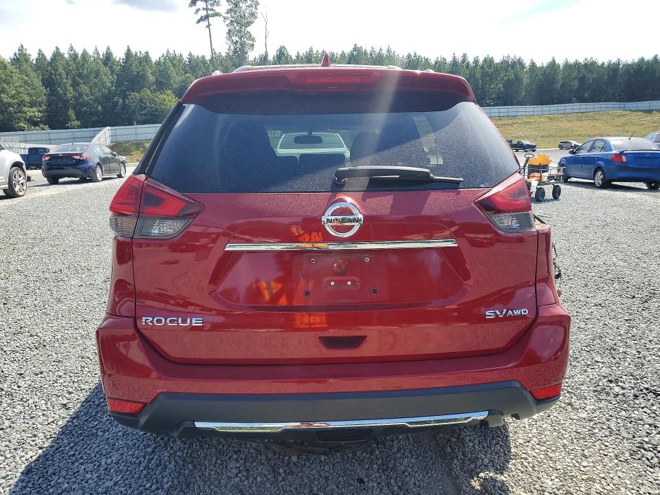 68568026 :رقم المزاد ، 5N1AT2MV2HC833432 vin ، 2017 Nissan Rogue مزاد بيع