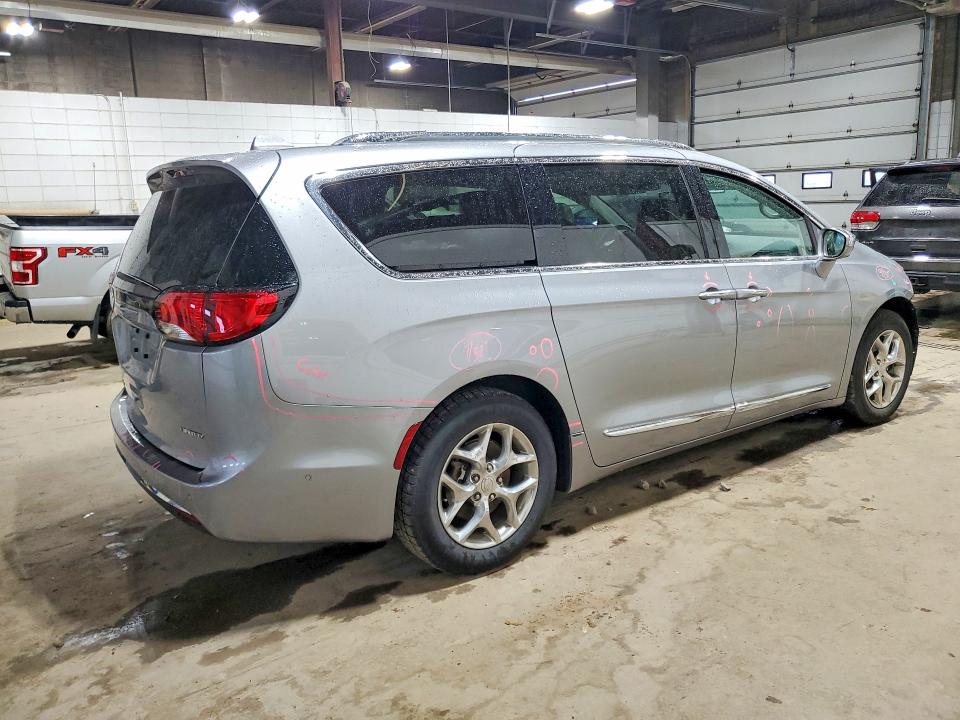 70737306 :رقم المزاد ، 2C4RC1GG6JR247456 vin ، 2018 Chrysler Pacifica مزاد بيع