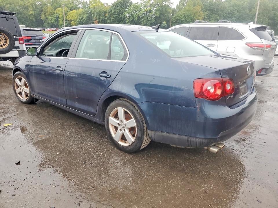 68580196 :رقم المزاد ، 3VWRZ71K08M103740 vin ، 2008 Volkswagen Jetta مزاد بيع