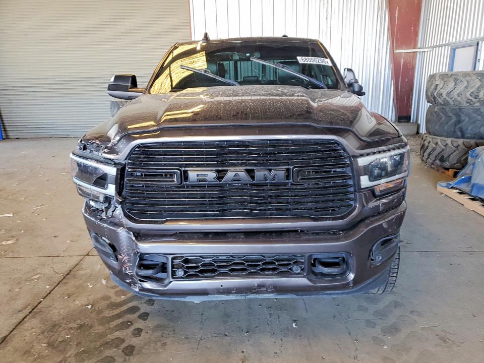 68066296 :رقم المزاد ، 3C6UR5FL1MG555814 vin ، 2021 Ram 2500 مزاد بيع