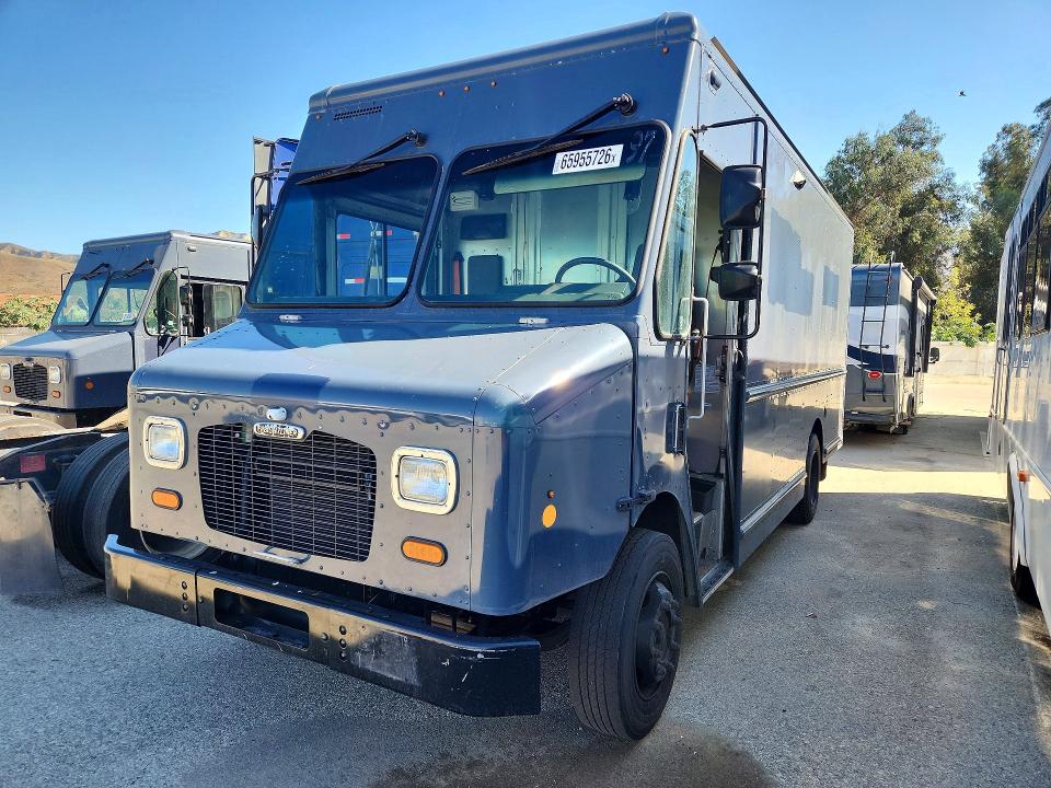 65955726 :رقم المزاد ، 4UZAC2EA1LCLZ7225 vin ، 2020 Freightliner Mt45 Chassis مزاد بيع