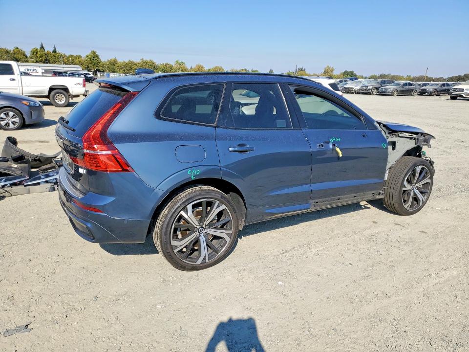2022 Volvo Xc60 მანქანა იყიდება აუქციონზე, vin: YV4BR0DM3N1992242, აუქციონის ნომერი: 68105086