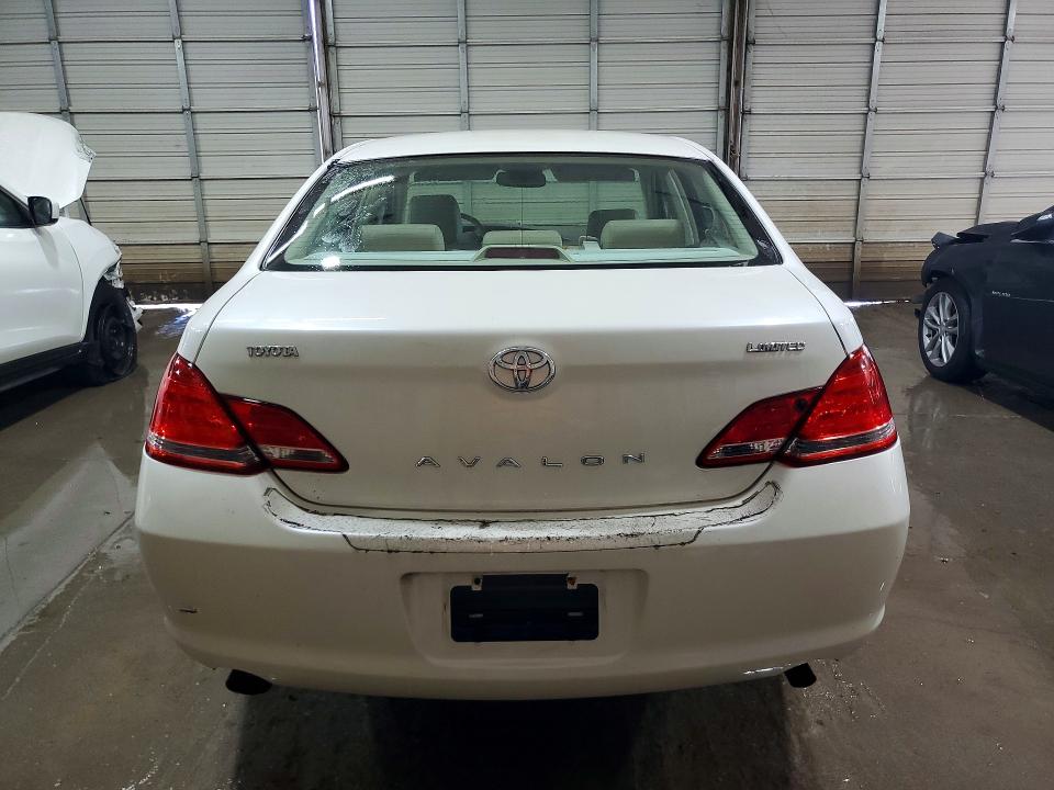 70309426 :رقم المزاد ، 4T1BK36B67U190396 vin ، 2007 Toyota Avalon مزاد بيع