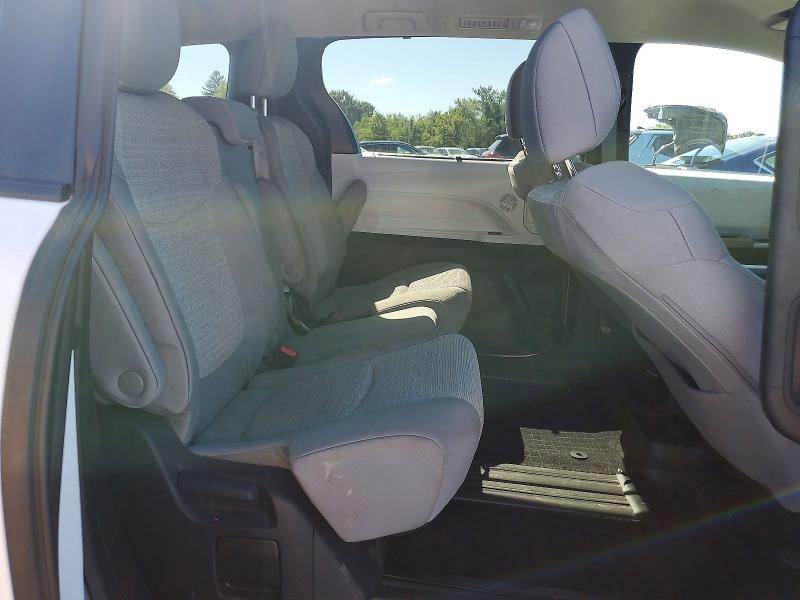 68424396 :رقم المزاد ، 5TDKSKFC1SS158265 vin ، 2025 Toyota Sienna مزاد بيع