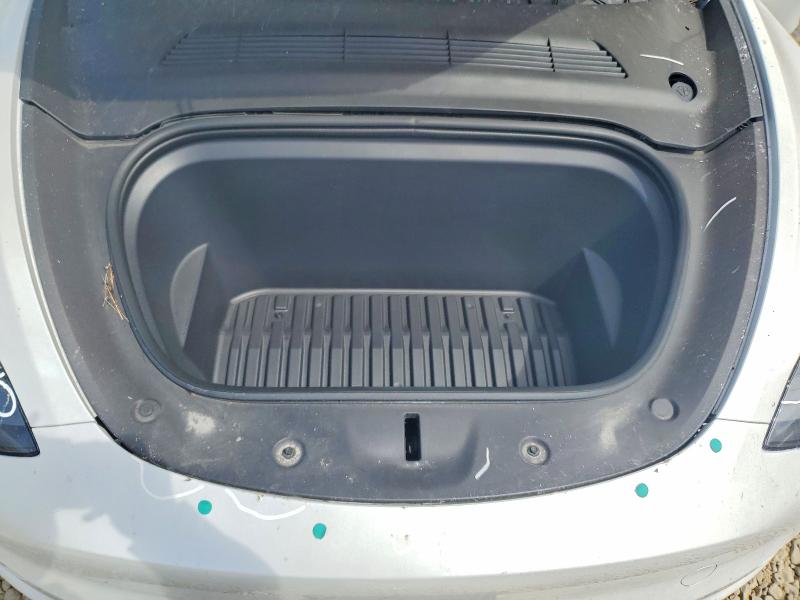 69512516 :رقم المزاد ، 7SAYGDEE4PF744256 vin ، 2023 Tesla Model Y مزاد بيع