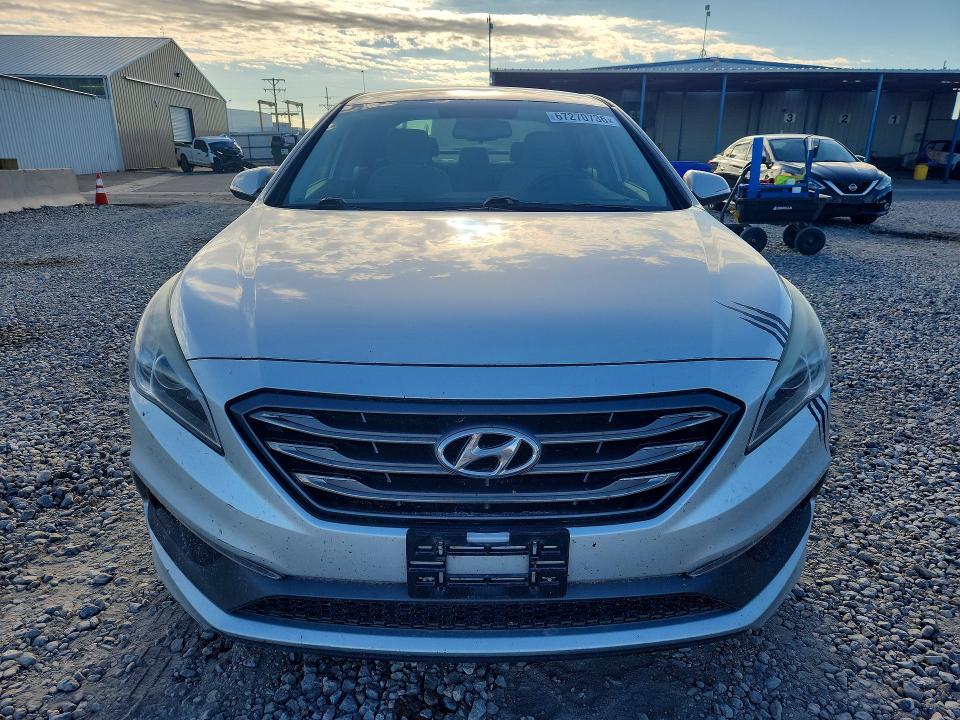 2015 Hyundai Sonata მანქანა იყიდება აუქციონზე, vin: 5NPE34AF0FH070343, აუქციონის ნომერი: 67270736