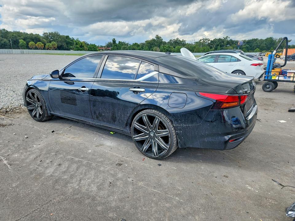 Продажа на аукционе авто 2020 Nissan Altima, vin: 1N4BL4BV3LN317025, номер лота: 70177676