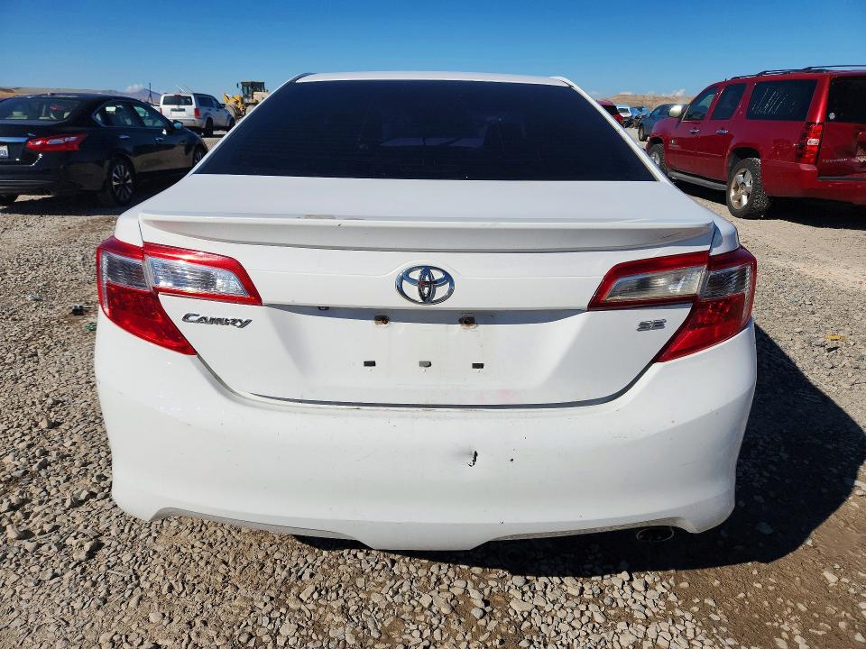 2014 Toyota Camry მანქანა იყიდება აუქციონზე, vin: 4T1BF1FKXEU422889, აუქციონის ნომერი: 70422826