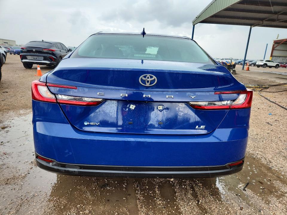 Продаж на аукціоні авто 2025 Toyota Camry, vin: 4T1DAACK2SU177304, номер лоту: 69179256