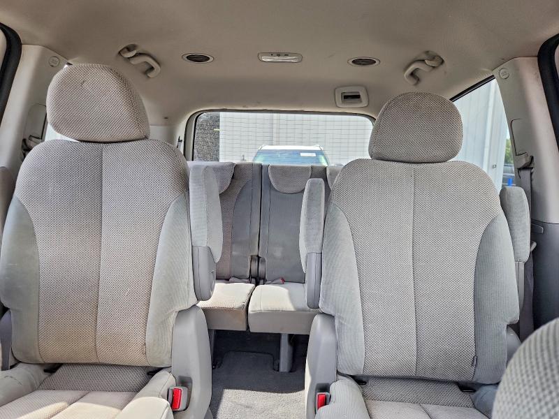 66855636 :رقم المزاد ، KNDMH4C71C6497507 vin ، 2012 Kia Sedona مزاد بيع