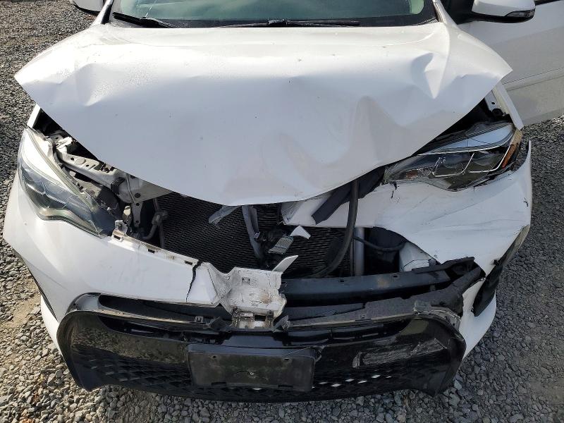 Продаж на аукціоні авто 2018 Toyota Corolla, vin: 2T1BURHE9JC984127, номер лоту: 69726076