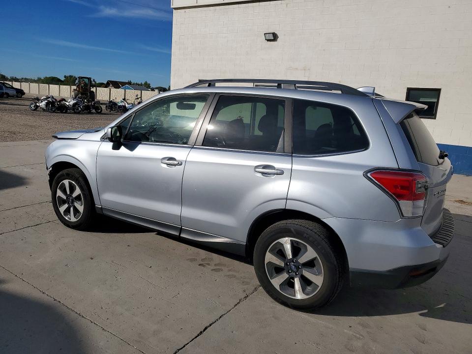 Продажа на аукционе авто 2018 Subaru Forester, vin: JF2SJAJC6JH460384, номер лота: 68254186