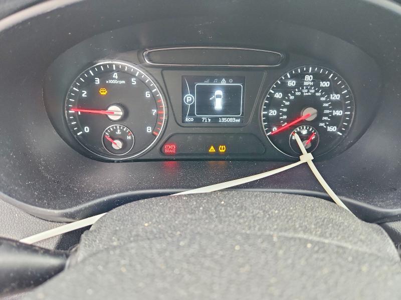 67045176 :رقم المزاد ، 5XYPGDA37HG258919 vin ، 2017 Kia Sorento مزاد بيع
