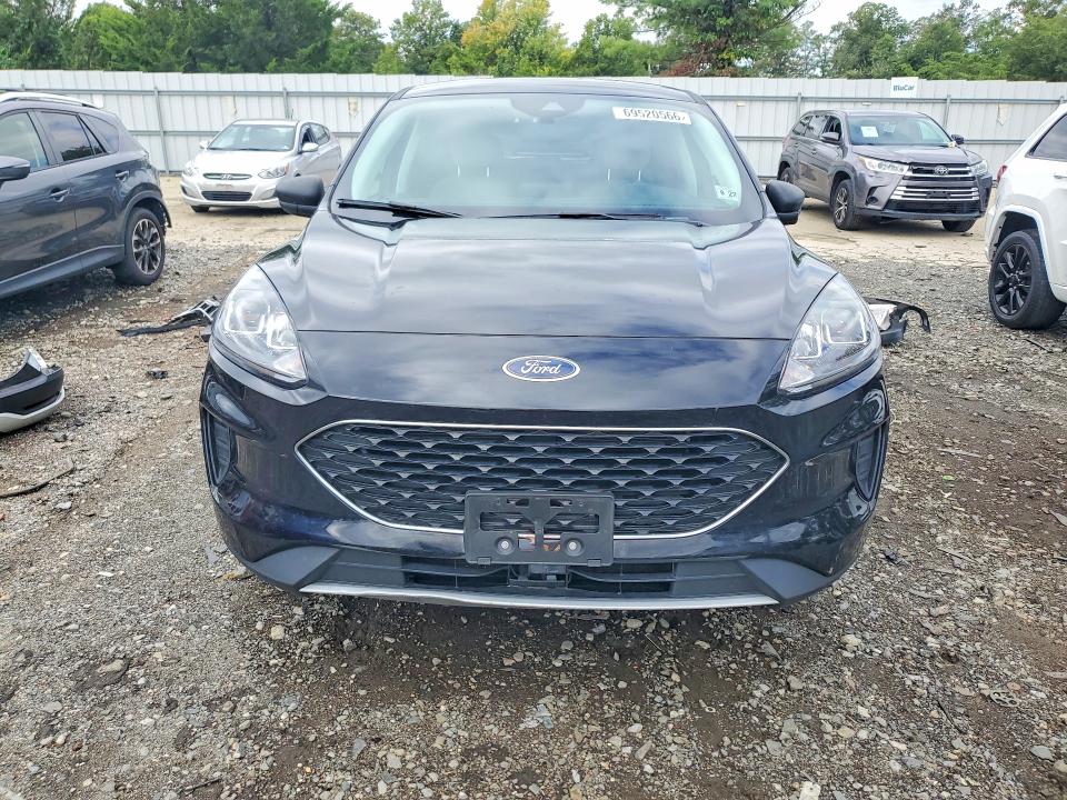 69520566 :رقم المزاد ، 1FMCU0EZ2NUA92524 vin ، 2022 Ford Escape مزاد بيع