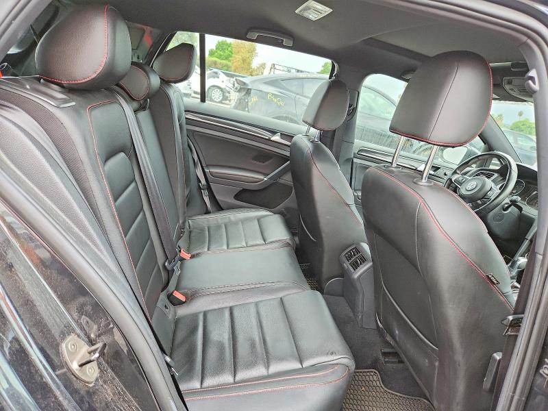 68025886 :رقم المزاد ، 3VW447AU3GM044675 vin ، 2016 Volkswagen Gti مزاد بيع