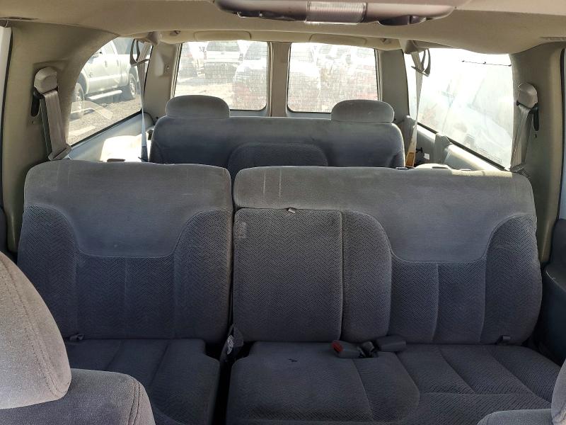 Продажа на аукционе авто 1997 Gmc Suburban, vin: 1GKGC26J6VJ738229, номер лота: 68447936