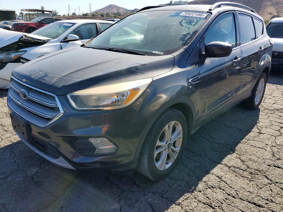 Продажа на аукционе авто 2018 Ford Escape, vin: 1FMCU9GD1JUA32170, номер лота: 70422186