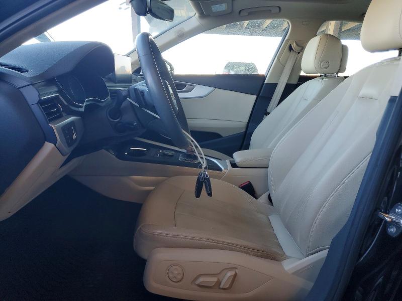 70512286 :رقم المزاد ، WAULMAF47HN072178 vin ، 2017 Audi A4 مزاد بيع