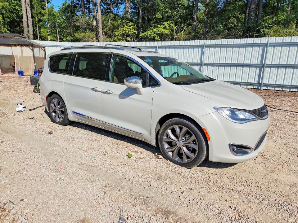 Продажа на аукционе авто 2019 Chrysler Pacifica, vin: 2C4RC1GG3KR644267, номер лота: 69175276