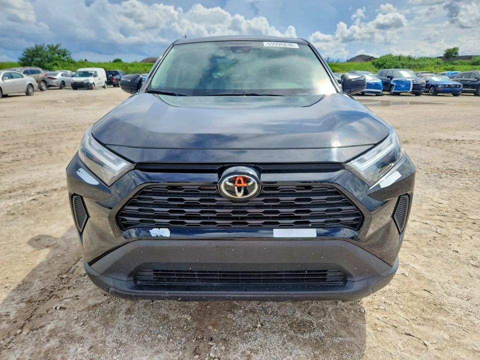 Продажа на аукционе авто 2023 Toyota Rav4, vin: 2T3H1RFV6PW285154, номер лота: 69990836