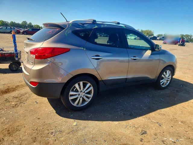 2013 Hyundai Tucson მანქანა იყიდება აუქციონზე, vin: KM8JU3AC0DU650704, აუქციონის ნომერი: 68856536