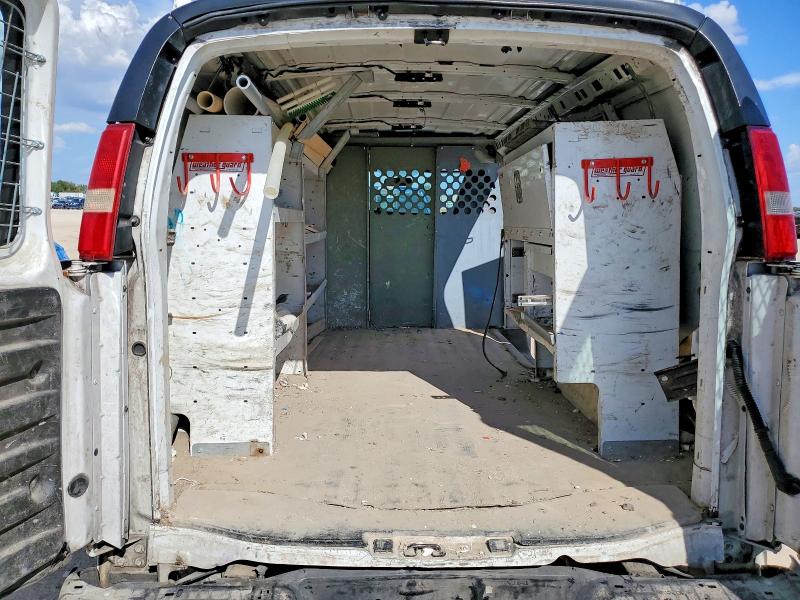 69781176 :رقم المزاد ، 1GCWGAFG2J1339578 vin ، 2018 Chevrolet Express G2500 مزاد بيع