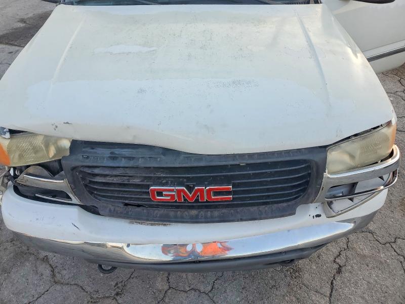 Продажа на аукционе авто 2002 Gmc New Sierra, vin: 2GTEC19V121205139, номер лота: 68992106