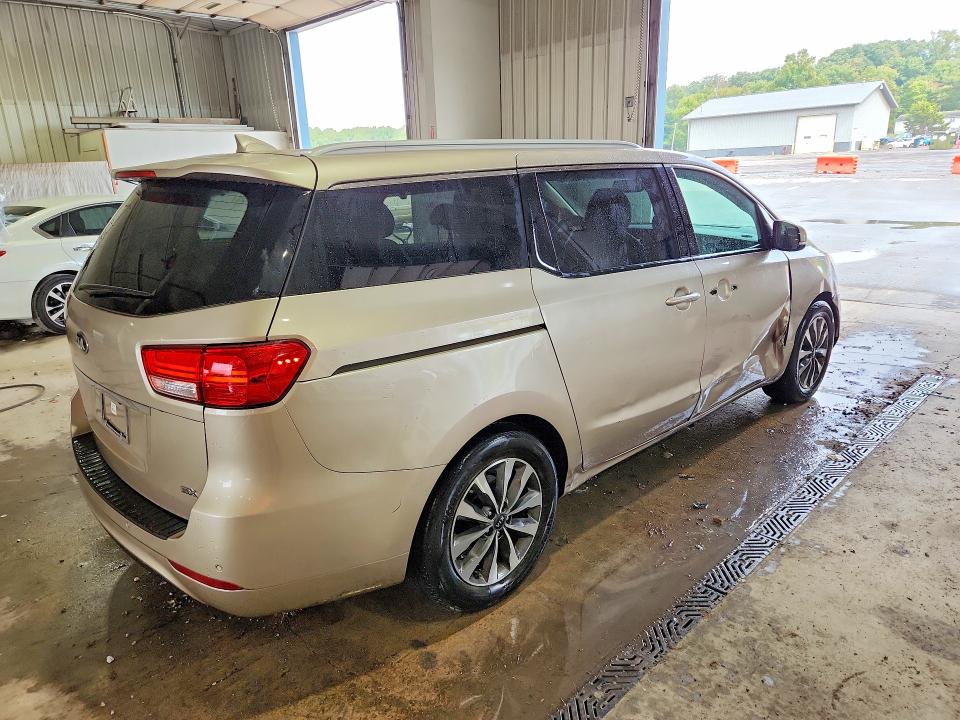 2015 Kia Sedona მანქანა იყიდება აუქციონზე, vin: KNDMC5C18F6019640, აუქციონის ნომერი: 67126696