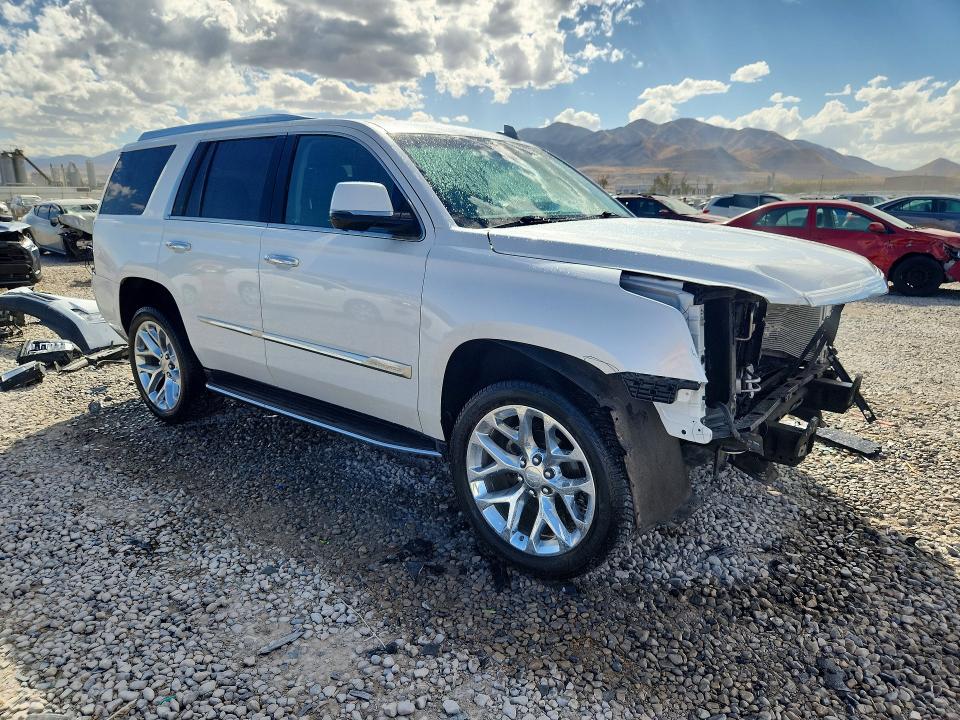 Продажа на аукционе авто 2017 Cadillac Escalade, vin: 1GYS4BKJ6HR217892, номер лота: 68986716
