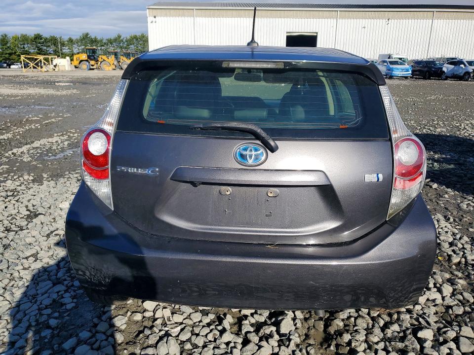 Aukcja sprzedaży 2014 Toyota Prius C, vin: JTDKDTB3XE1574175, numer aukcji: 70588096
