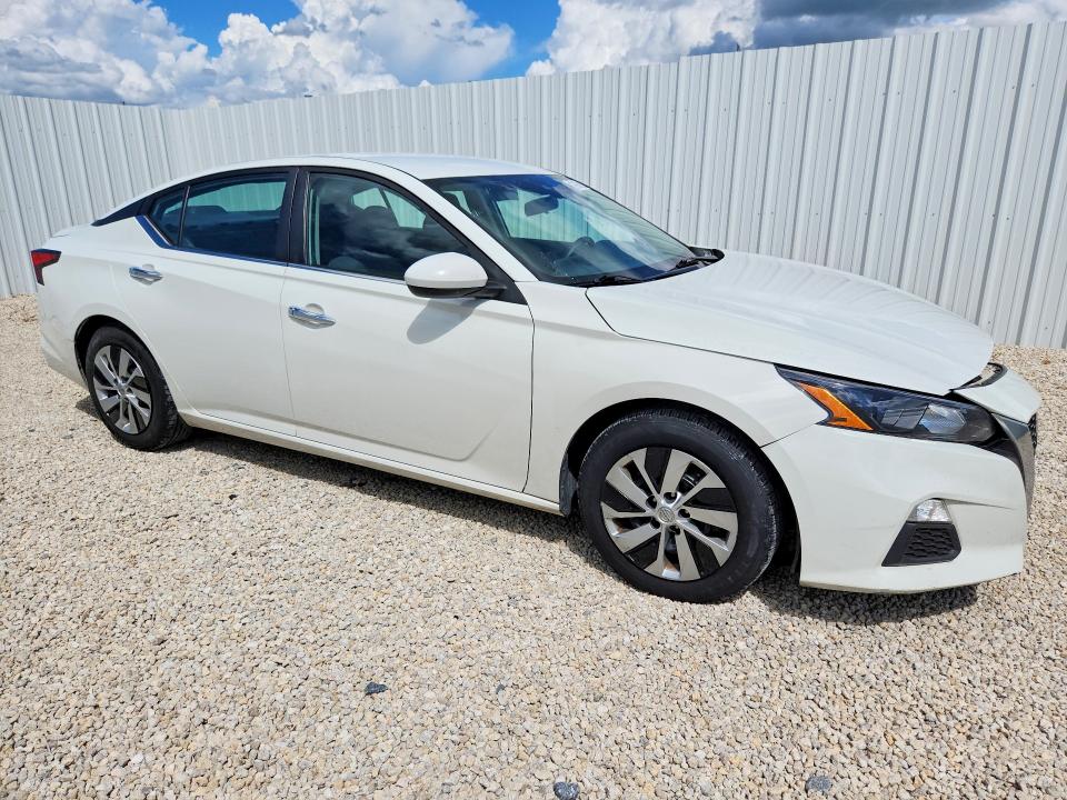 2022 Nissan Altima მანქანა იყიდება აუქციონზე, vin: 1N4BL4BV6NN368926, აუქციონის ნომერი: 69570206