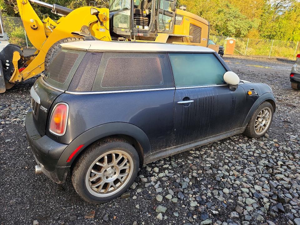 70666896 :رقم المزاد ، WMWMF33558TT62860 vin ، 2008 Mini Cooper مزاد بيع