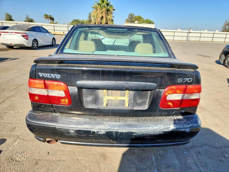 Продажа на аукционе авто 1998 Volvo S70, vin: YV1LS5370W2519957, номер лота: 68534376