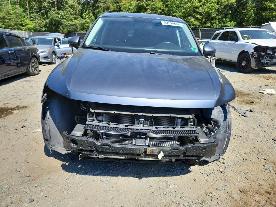 67516656 :رقم المزاد ، 3VV2B7AX6JM185176 vin ، 2018 Volkswagen Tiguan مزاد بيع