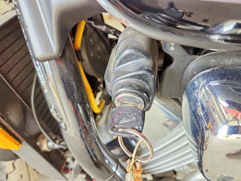 Продажа на аукционе авто 1996 Honda Vf750, vin: JH2RC4338TM100704, номер лота: 70045776