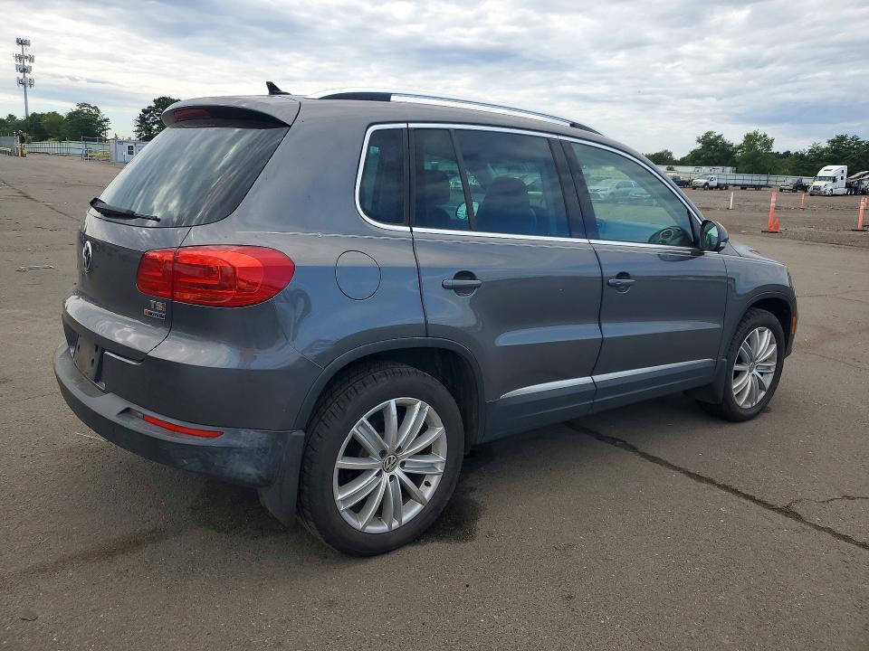2016 Volkswagen Tiguan მანქანა იყიდება აუქციონზე, vin: WVGBV7AXXGW570864, აუქციონის ნომერი: 69411106