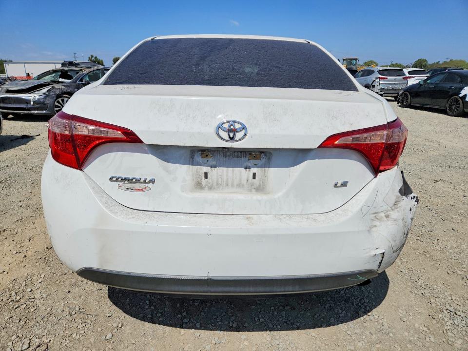 2018 Toyota Corolla მანქანა იყიდება აუქციონზე, vin: 5YFBURHE6JP765822, აუქციონის ნომერი: 68828076