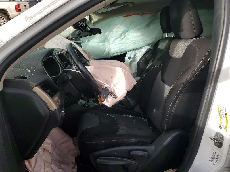 70256706 :رقم المزاد ، 1C4PJMCS3EW272756 vin ، 2014 Jeep Cherokee مزاد بيع