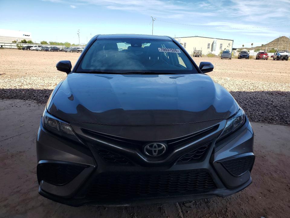 Aukcja sprzedaży 2021 Toyota Camry, vin: 4T1G11AK4MU544626, numer aukcji: 70037526