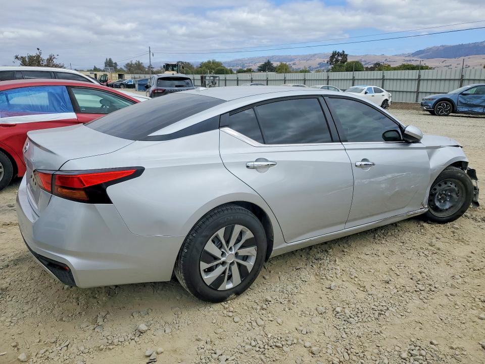 2020 Nissan Altima მანქანა იყიდება აუქციონზე, vin: 1N4BL4BV6LC223314, აუქციონის ნომერი: 69085716