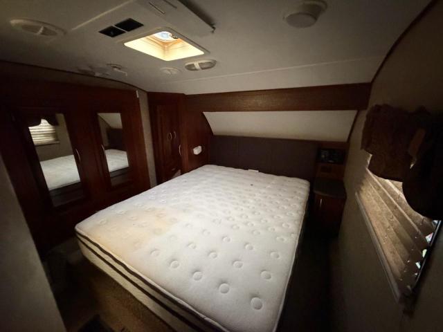2014 Forest River Crusader Touring Edition მანქანა იყიდება აუქციონზე, vin: 5ZT3CSRBXEG113715, აუქციონის ნომერი: 70440976