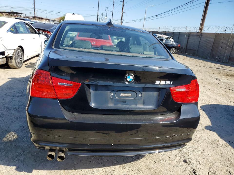 66857646 :رقم المزاد ، WBAPH5C54AA440288 vin ، 2010 Bmw 328 مزاد بيع
