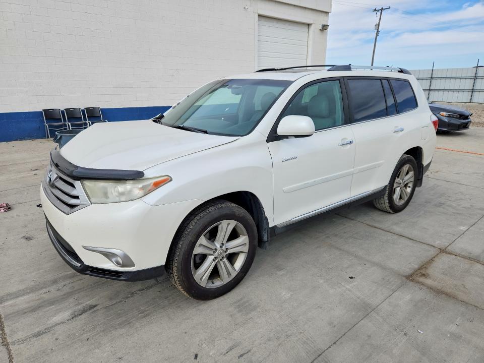 68775426 :رقم المزاد ، 5TDDK3EH8DS190872 vin ، 2013 Toyota Highlander مزاد بيع